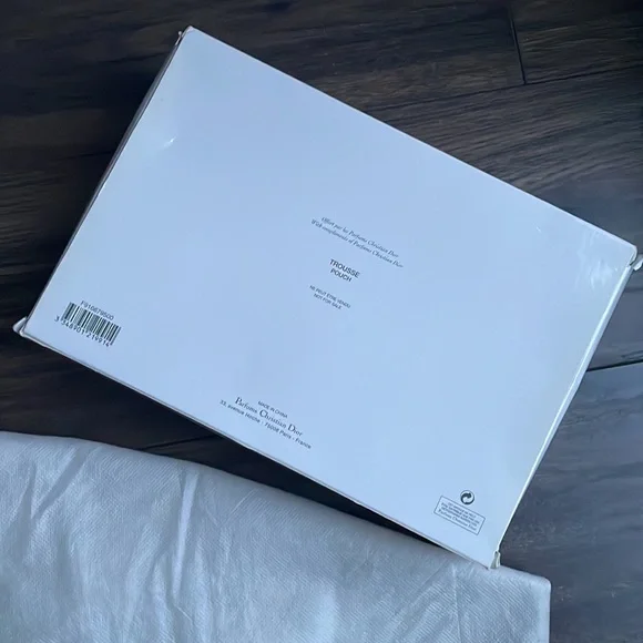 Authentic Christian Dior Box - Picture 6 of 6